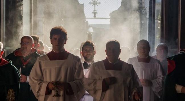 Húsvét - Nagyszombat este már Jézus feltámadását ünneplik a keresztények