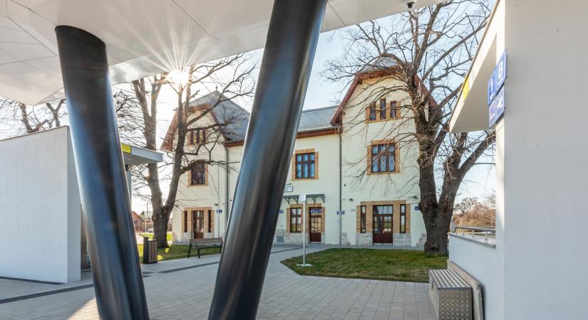 A Budapest-Belgrád vasútvonal hazai szakaszának építészete