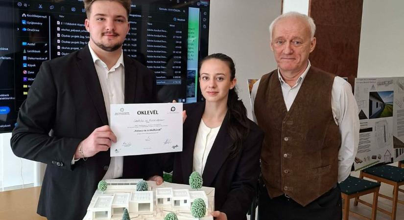 Zsinórban harmadszor a győri Hild-iskola diákjai nyerték a Tervezz te is ökoházat! versenyt