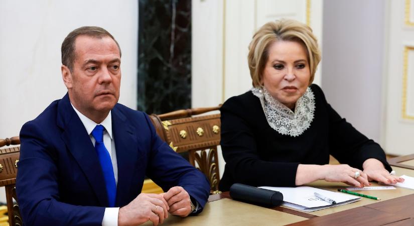 Oroszország nem folyamodik az USA módszeréhez, nem rabolja el Zelenszkijt