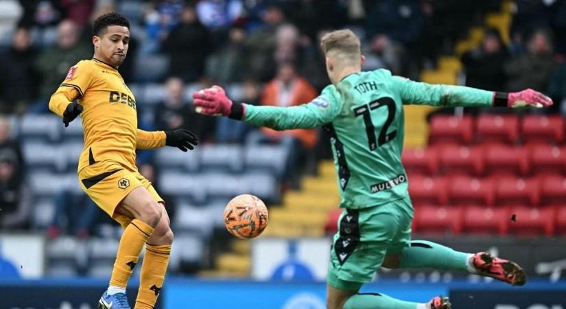 Magyar hősüket ünneplik Angliában – megint parádézott a válogatott játékos (VIDEÓ)