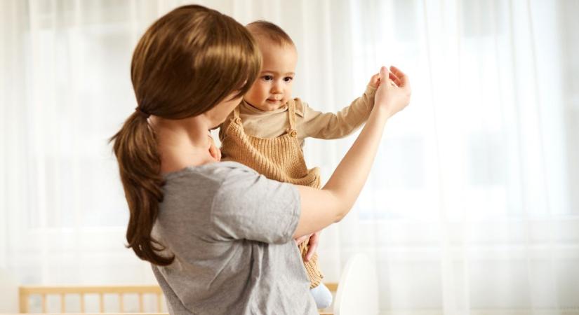 Mikor és hogyan kezdjük el „tanítani” a babát? – A 10 legfontosabb lépés