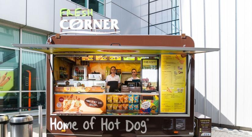 A Nyugati és a Déli pályaudvar után a reptéren is megjelent az új kedvenc kereskedelmi lánc