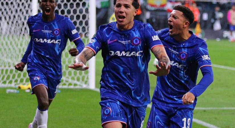 Botrány és büntetés után távozhat a Chelsea sztárja