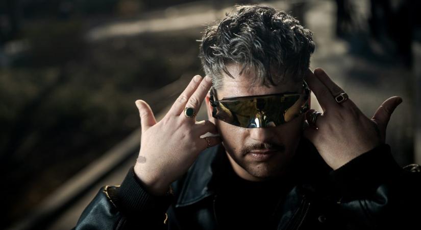 Mikee Mykanic: Gyűlölöm, amikor a politika a téma, de most nem lehet másról szó