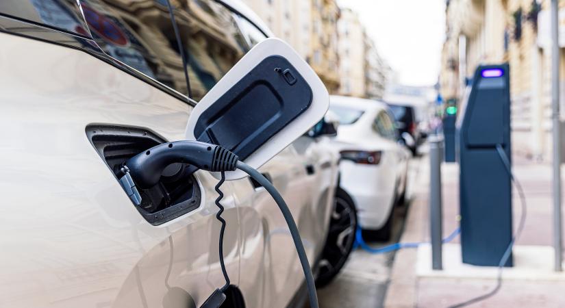 Újabb kínai márka robbant be, élesedik a verseny az autópiacon