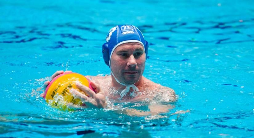 Veszprémben kézilabdázott, de a vízilabda legendája lett – Biros Péter 50 éves