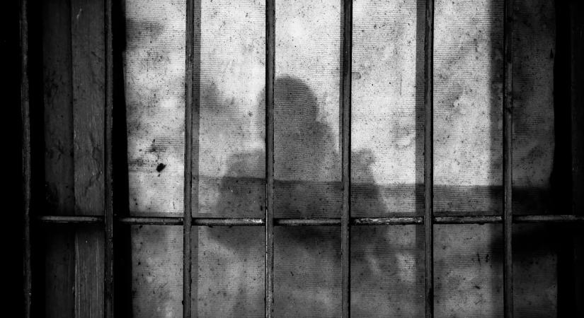 „Nem akarok gyerekek közelében lenni” – Saját magáról mondta ki a szörnyű ítéletet a rácsok mögött az anya