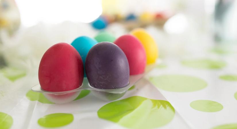 Eláruljuk, meddig áll el biztonságosan a húsvéti tojás – a tárolástól is függ