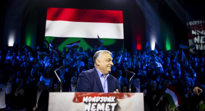 Rákay Philip: Készítsetek álló módban videót, amiben elmondjátok, hogy miért szavaztok Orbán Viktorra