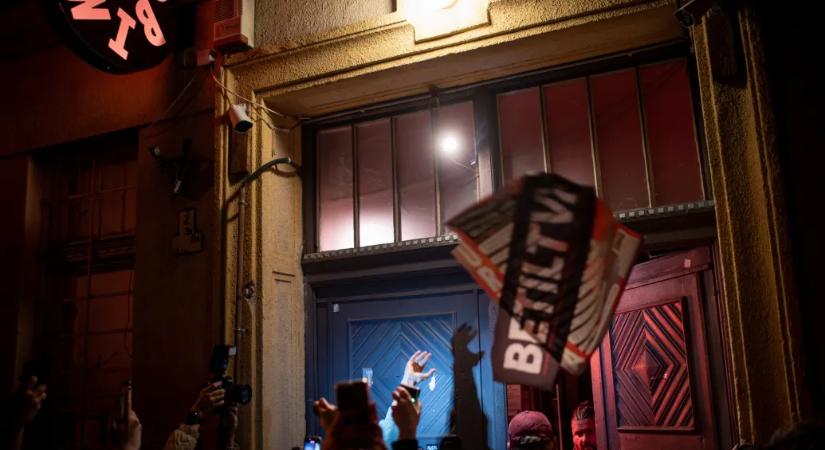 Az egy hónapos bezáratás után teltházas bulival tért vissza a Turbina