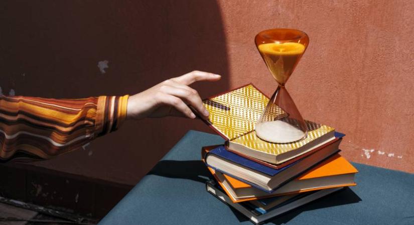 Ki írta az Aranysárkány című regényt? 6 kérdés magyar irodalomból, amire illik tudni a választ