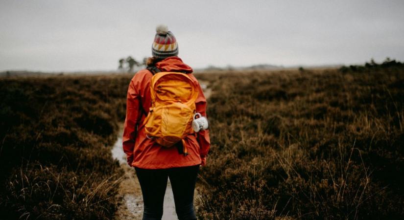 Az edzők egyetértenek: 55 éves kortól naponta legalább ennyit kell sétálni