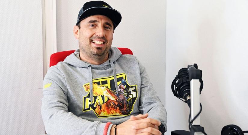 Hollywoodi filmekben játszik, most a jászkunsági motorosoknak üzent a kaszkadőr