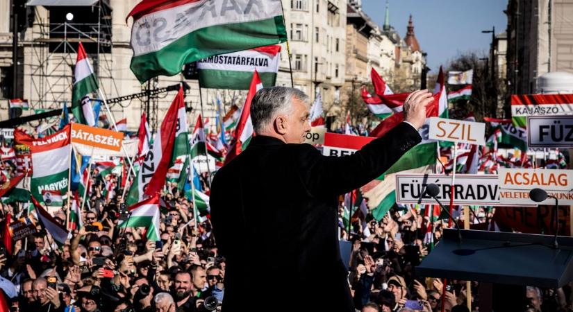 Orbán Viktor: Van mit megvédenünk. Fel, győzelemre! (videó)