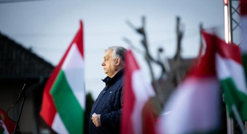 Orbán Viktor: Húsvétra fel! Mutatom, nálam mi a befutó