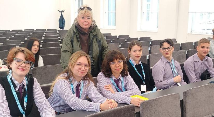A Pannon iskola diákjai hódítottak egy rangos versenyen