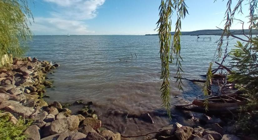 Nem az a baj, amire mindenki gondol: drámai változás fenyegeti a Balatont