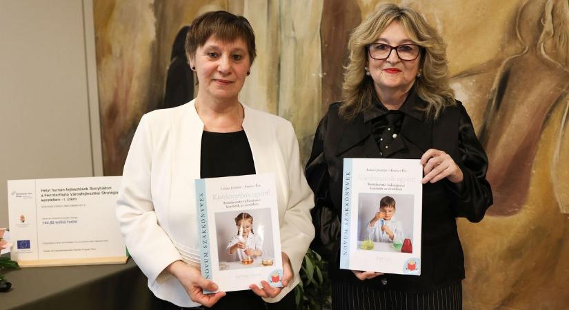 Mesterpedagógusok új könyvei mutatnak irányt a gyermeknevelésben (képgalériával)