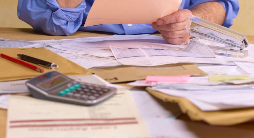 Kiadásnövekedést okozna a magyar háztartásoknak a Tisza Párt terve