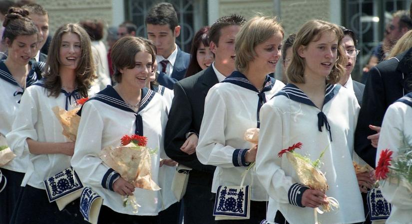 Megszólaltak a hozzátartozók: ennyi pénzt adnak ballagásra 2026-ban
