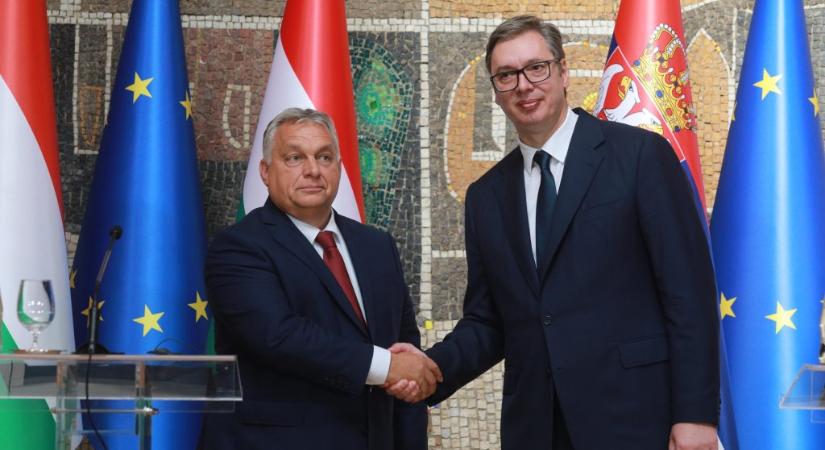 Buda Péter: Erről a tervezett hamiszászlós műveletről bizonyos körökben már korában tudni lehetett