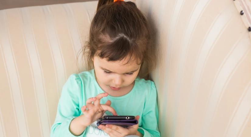 Már a magyar óvodások is átlagban nyolc órát kütyüznek egy héten