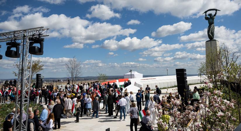 Megérkeztek az első képek a megújult Citadella helyszínéről