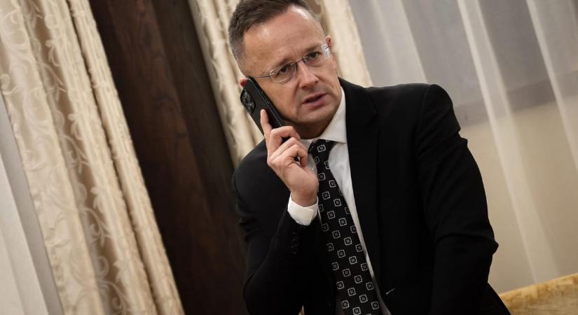 Szuverenitást és rezsiárak: Szijjártó Péter is reagált a Balkáni Áramlat mellett talált robbanószerre