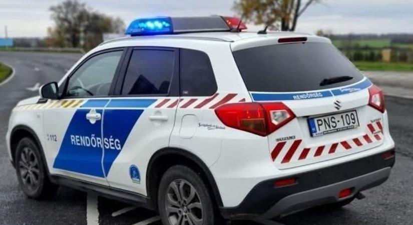 Baleset történt a 84-es főúton - teljes útlezárás van érvényben!