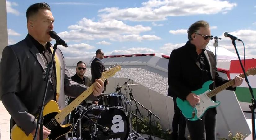 Átadták a megújult Citadellát: Kovács Ákos énekelt a megnyitón