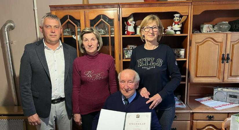 90 évesen is aktív, naponta hegyre jár és nótázik a zalai nyugdíjas