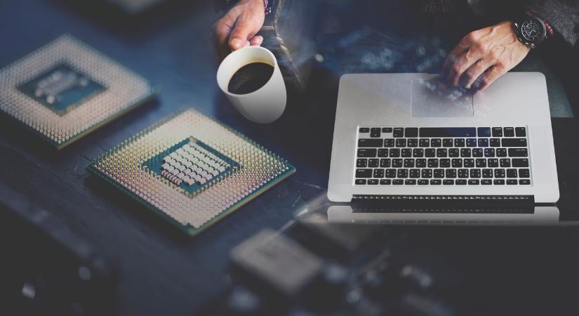 Az Intel végre felismerte, hogy a felhasználók értékelik a kiszámíthatóságot és a hosszabb távon is használható platformokat