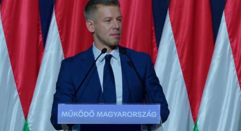 Magyar Péter követeli, hogy Orbán hívja meg a Védelmi Tanács ülésére