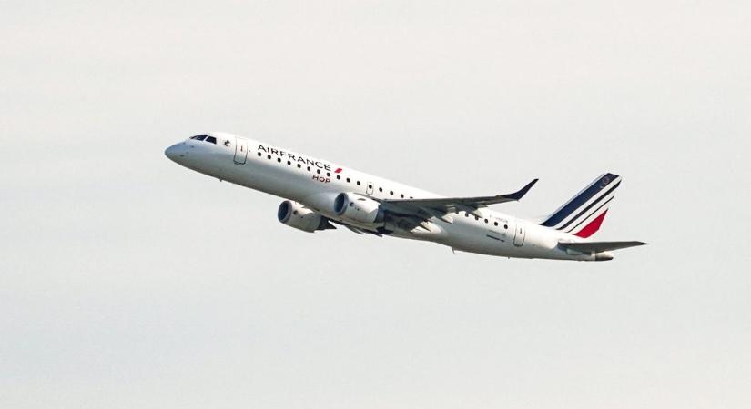 Kezdődik: négy olasz reptéren már majdnem elfogyott a kerozin – ha nem nyílik meg a Hormuzi-szoros, napokon belül nagy baj lesz