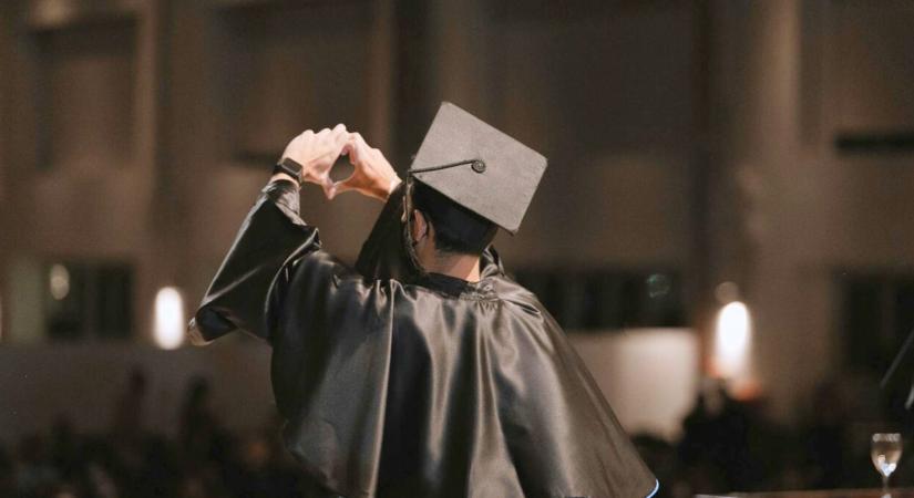 7 millió forinttal is többet kereshetnek évente a diplomások az érettségizettekhez képest