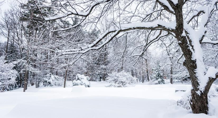 Nálunk nyárias idő van, közben méteres hó esett Olaszországban – videó, képek