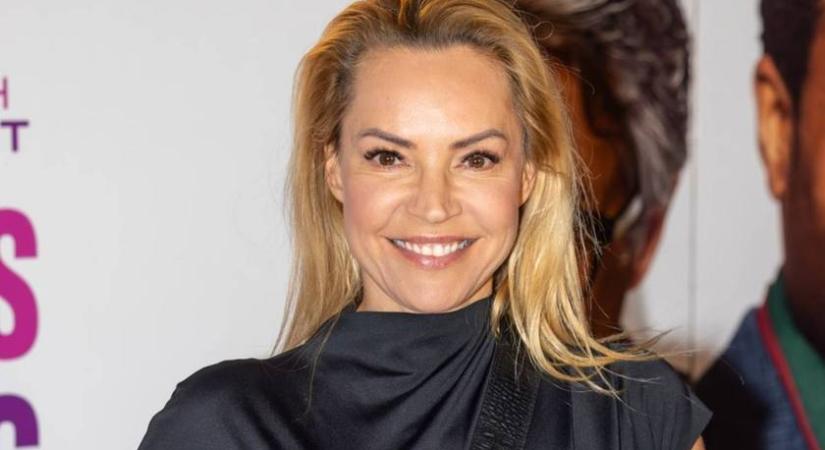 A 48 éves Sári Évi bikinis videója felrobbantotta az Instát: extra sokat mutatott a testéből a falatnyi darab