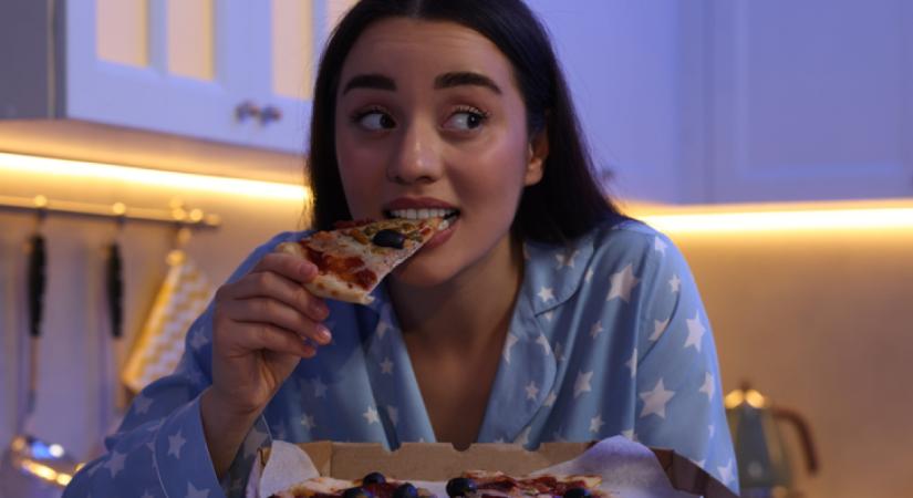 Tanulmány igazolta: ezért veszélyesek valójában a késő esti vacsorák