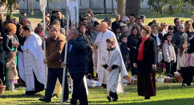 Megtartották az ünnepi pászkaszentelést a hajdú-bihari városban - videóval