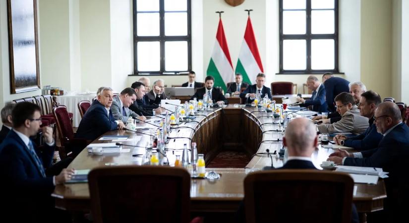 Szabotázs után lépett a kormány: katonák védik Magyarország energiabiztonságát