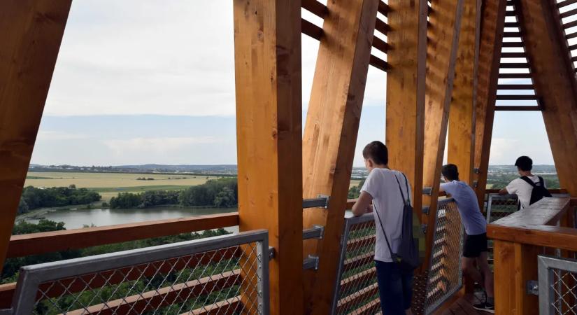 Ingyenes toplistás hely a tavaszi szünetre: a kilátó, ahonnan egész Budapestet belátod