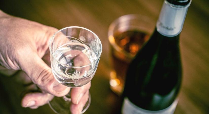 Mennyi ideig kell locsolkodni ahhoz, hogy ne büntessen meg érte a rendőr?