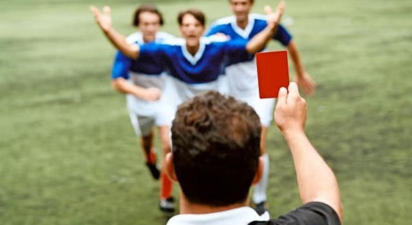 Kimlén félbeszakadt a bajnoki, Dunaszentpálon hiába vártak az ellenfélre