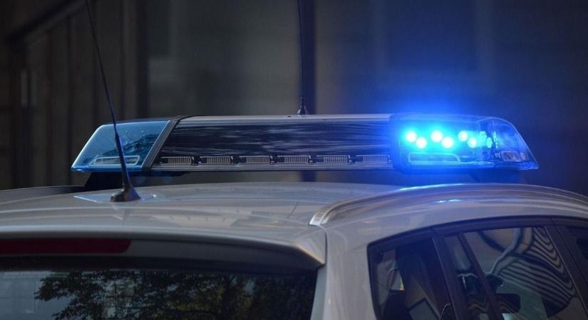 Megdöbbentő fegyverekkel bukott le a 19 éves drogdíler