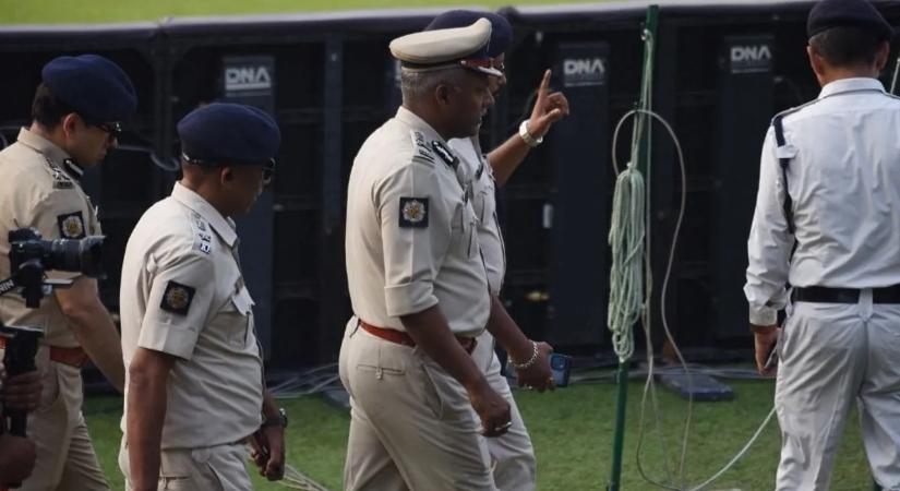 Terrorista sejtre csapott le a rendőrség, tucatnyi embert vettek őrizetbe