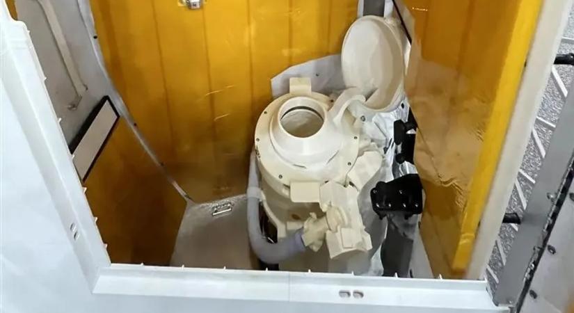 Csak nagydologra használhatja a több milliárdos űrvécéjét az Artemis II legénysége