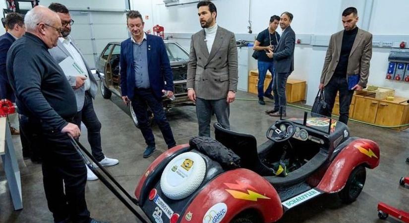 Új főtámogatója van a DEAC Formula Racingnek