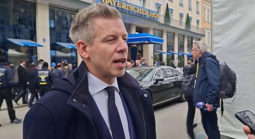 Te belegondoltál már? Vajon miért Magyar Péternek drukkol Zelenszkij?