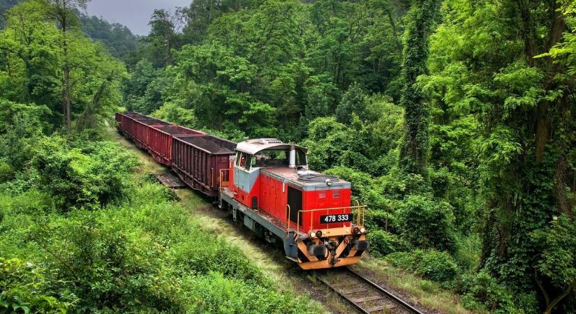 Egy bányavidék ütőere – az ajka–felsőcsingeri vasútvonal